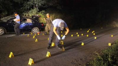 El doble asesinato ocurrió frente a un cementerio del sector Palos Verdes en Chamelecón.