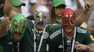 Al menos unos 40,000 aficionados mexicanos acompañan a su selección en el Mundial.