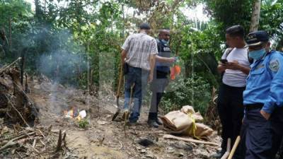 El hallazgo de la osamenta se dio por la búsqueda de cinco líderes garífunas desaparecidos desde el 18 de julio. Fotos José Cantarero.