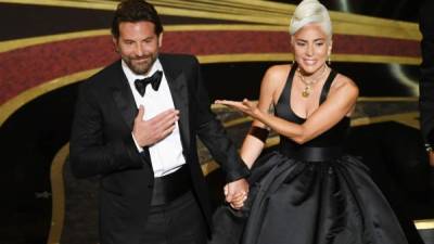 Bradley Cooper y Lady Gaga en su actuación musical en los Premios de la Academy este domingo, 24 de febrero de 2019. Kevin Winter/AFP.