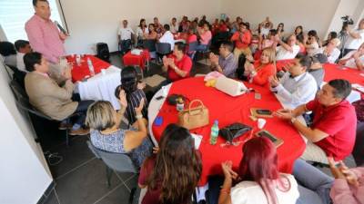 El liberal Luis Zelaya presidió un encuentro con sus candidatos por Comayagua.