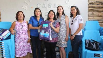 Ana María Rios, Rosario Castillo, Nevia Rápalo y María Isabel Rodríguez.