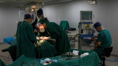 Tres pacientes murieron a causa de trasplantes de órganos con cáncer en Europa./Foto archivo AFP.