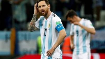 Lionel Messi y Argentina siguen con vida en el Mundial. FOTO EFE-