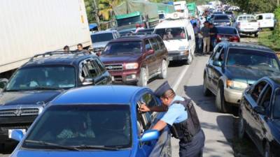 Desde las 6:00 am a 11:00 am no hubo paso por la vía afectando a decenas de conductores.