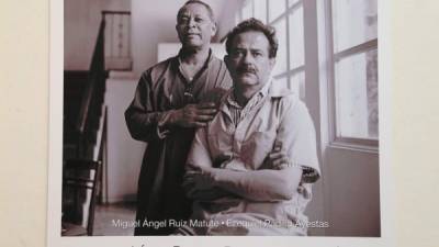 Ezequiel Padilla Ayestas en compañía de Ruiz Matute. Ezequiel nació en Tegucigalpa el 14 de septiembre de 1944.