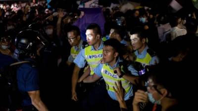 La Comunidad Internacional reaccionó indignada ante la violencia policial contra los manifestantes en Hong Kong.