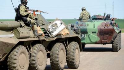 Fuerzas especiales ucranianas hacen un recorrido por la ciudad de Slaviansk.