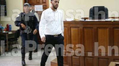 Familiares y amigos de Kevin Solórzano piden orar por el universitario.