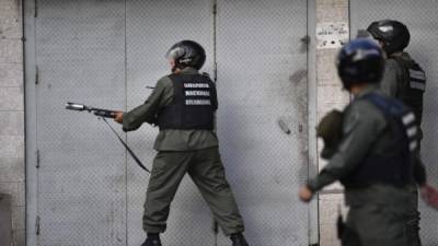 Las Fuerzas de Seguridad venezolanas han reprimido las protestas opositoras en Caracas./AFP.