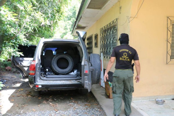 Aseguran casa en El Progreso a expolicía señalado por The New York Times