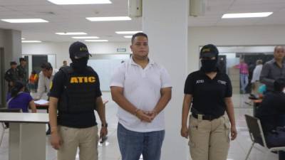 Marlon Alex Mendoza volverá a ser llevado ante el juez el martes 29 de agosto a la audiencia inicial, donde la Fiscalía y la defensa presentarán las pruebas.