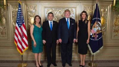 Jimmy Morales recibido por Donald Trump en la Casa Blanca. Foto fechada de 2016.