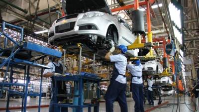 La industria automotriz hoy tiene 139,580 empleados, 9.5% menos que en abril de 2014