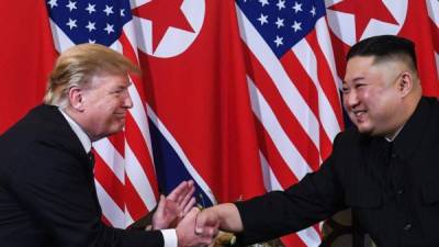 Trump sorprendió al mundo al reunirse con el enemigo de Estados Unidos, Kim Jong Un en Hanói./AFP.