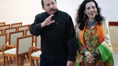 El presidente Daniel Ortega junto a la primera dama Rosario Murillo.