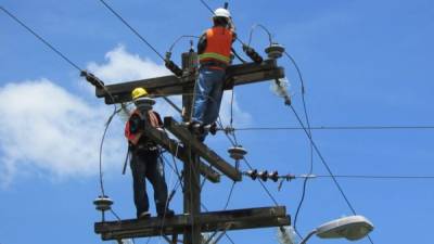 La Enee se encuentra en una profunda crisis debido a las multimillonarias pérdidas técnicas y no técnicas. La facturación y medición la realiza Empresa Energía Honduras.