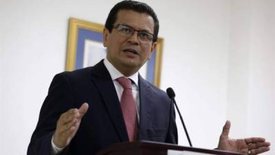 En la imagen, en la canciller salvadoreño, Hugo Martínez. EFE/Archivo