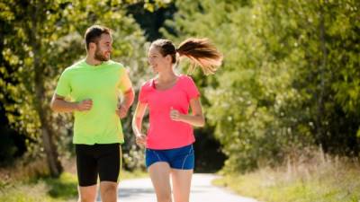 Puede correr en pareja para que alcancen objetivos juntos.