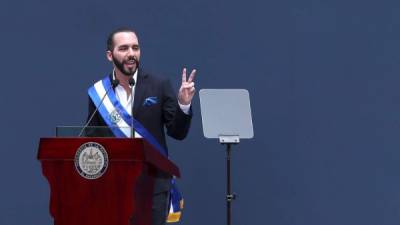 Nayib Bukele en el poco tiempo que lleva como presidente de El Salvador ha demostrado a todos los salvadoreños su compromiso para buscar sacar adelante a su país. En 24 días ha logrado algunas cosas que gobiernos anteriores no pudieron hacer en mucho tiempo.