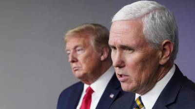 Los líderes demócratas presionan a Pence para convocar al Gabinete y remover a Trump del poder./AFP.