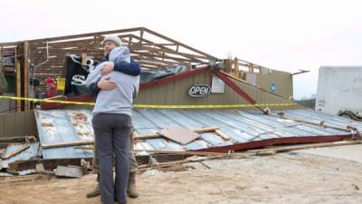 Al menos 23 personas murieron y decenas resultaron heridas tras el paso de varios tornados por Alabama y Georgia el fin de semana./AFP.