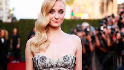 Sophie Turner alcanzó la fama en 'Juego de tronos'.