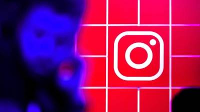 El uso de las plataformas sociales han suscitado preocupaciones por la presión que pueden sentir los usuarios, en especial los más jóvenes, para recolectar la mayor cantidad de 'likes'. Foto: EFE