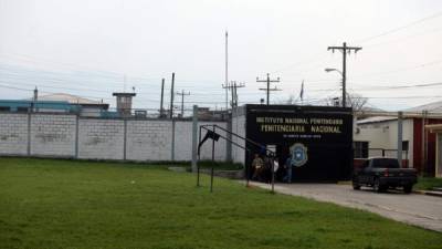 La gira comenzó en la Penitenciaría Nacional de Támara.