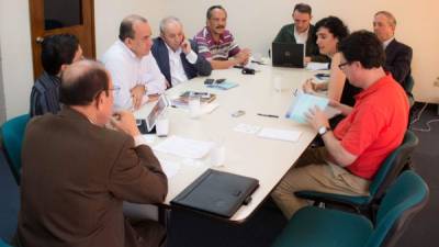 El comisionado nacional de los Derechos Humanos, Roberto Herrera Cáceres, se reunió con una misión española.