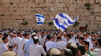 Los palestinos e israelíes protagonizan fuertes choques en el Día de Jerusalén./AFP.