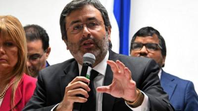 El portavoz de la Misión de Apoyo Contra la Corrupción e Impunidad en Honduras (Maccih) de la OEA, el peruano Juan Jiménez, denunció hoy que personas corruptas en el país han contratado una firma internacional para investigarlo, tras denunciar varios casos de corrupción.