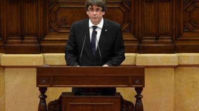 Puigdemont declaró la independencia de Cataluña.