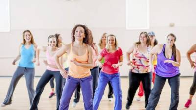 El ejercicio reduce el riesgo de padecer cáncer, además mejora la salud cardiaca.
