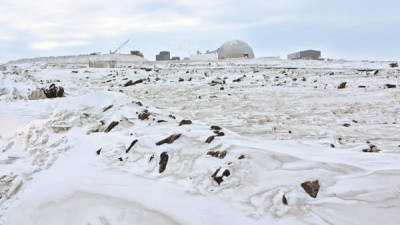 La mina de Meadowbank tiene sólo ocho semanas para recibir provisiones antes de que la Bahía de Hudson se congele.