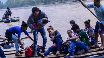 Estados Unidos despliega una amplia ofensiva para frenar la llegada de migrantes centroamericanos a su frontera.