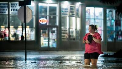 Isaías dejará lluvias torrenciales, fuertes vientos y tornados en Virginia y Maine.