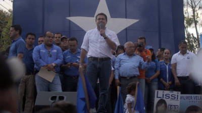 El presidenciable Juan Orlando Hernández señaló que la reforma constitucional garantizará que los miembros de la Policía Militar sigan en las calles.