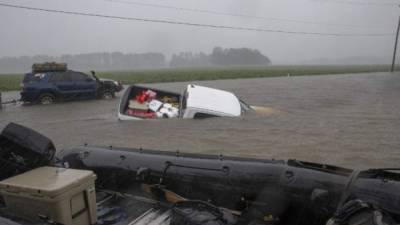 Varias comunidades de Carolina del Norte permanecen bajo el agua tras el paso del huracán Florence, que ha dejado al menos 18 de muertos y millonarios daños en la costa sudeste de Estados Unidos.