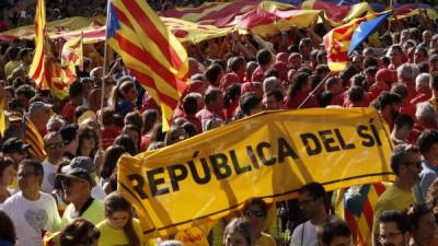 Muchos catalanes salieron a la calle en apoyo a la independencia.