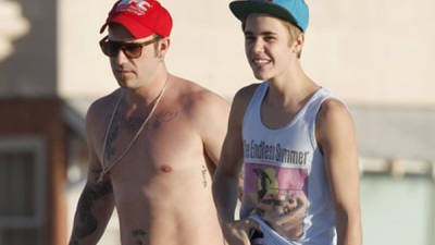 Jeremy Bieber, junto a su hijo, Justin.