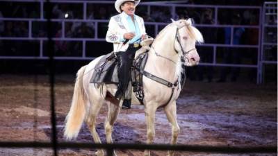Joan Sebastian falleció este lunes en su rancho en Guerrero, México.