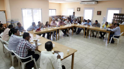 En la reunión se presentaron las necesidades urgentes en seguridad, energía y saneamiento.