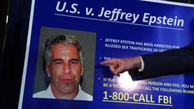 Entre junio y septiembre estaba programado el juicio del millonario Jeffrey Epstein.AFP
