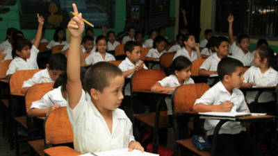 'Un éxito' para Educación la doble jornada en escuelas públicas de Honduras, según el ministro de Eduación, Marlon Escoto. Foto Archivo