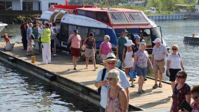 Los turistas del crucero Adonia disfrutaron del sol y de las bellezas naturales de Trujillo.