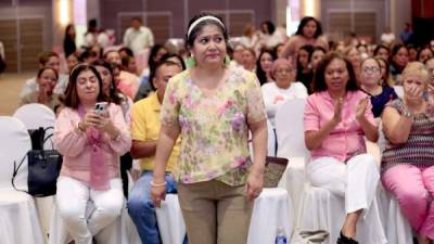 Testimonio. Karina Zepeda luchó contra el cáncer de mama. FOTO: M.Valenzuela.