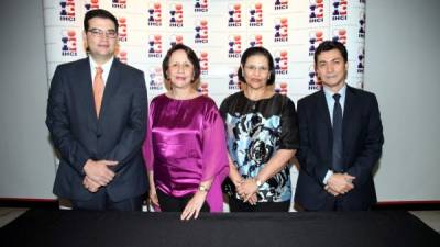 Carlos Girón, Rosario Córdova, Mirna Jarquín y Efraín Medina.