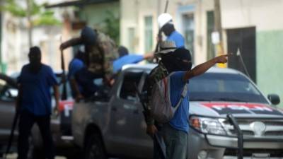 Nicaragua amaneció hoy en una tensa calma tras la violenta toma de la ciudad de Masaya por parte del Gobierno, cuyas 'fuerzas combinadas' buscan a los manifestantes que huyeron de la arremetida oficialista, en el marco de la crisis que comenzó en abril y deja ya más de 350 muertos.