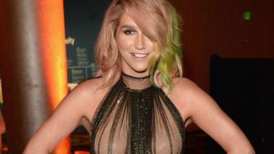 En enero, Kesha ingresó en rehabilitación debido a desórdenes alimenticios.